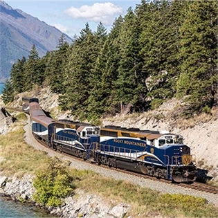 Luxury Train Travel - A New Frontier of Slow Tourism