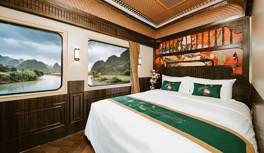 Sjourney Luxury Train